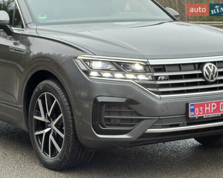 Сірий Фольксваген Туарег, об'ємом двигуна 3 л та пробігом 45 тис. км за 59999 $, фото 14 на Automoto.ua