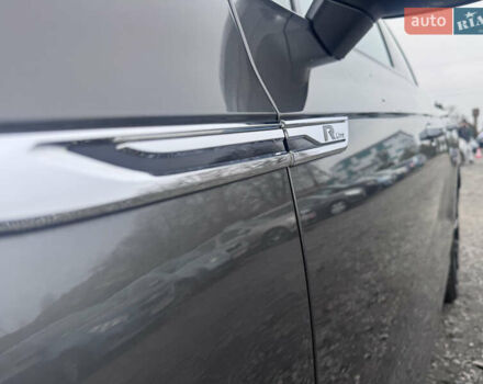 Серый Фольксваген Туарег, объемом двигателя 2.97 л и пробегом 155 тыс. км за 54500 $, фото 40 на Automoto.ua