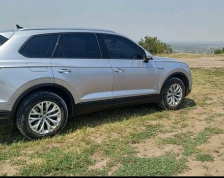 Серый Фольксваген Туарег, объемом двигателя 3 л и пробегом 79 тыс. км за 40500 $, фото 8 на Automoto.ua