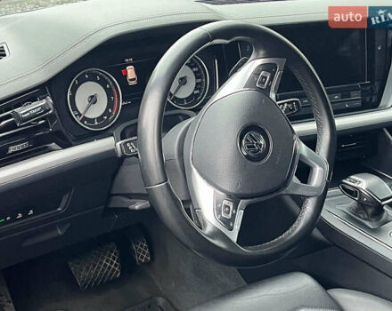 Серый Фольксваген Туарег, объемом двигателя 3.6 л и пробегом 117 тыс. км за 39990 $, фото 28 на Automoto.ua