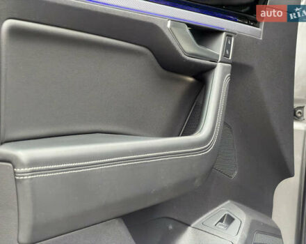 Сірий Фольксваген Туарег, об'ємом двигуна 3 л та пробігом 45 тис. км за 59999 $, фото 55 на Automoto.ua