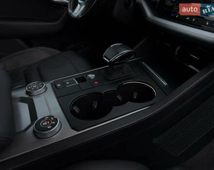 Сірий Фольксваген Туарег, об'ємом двигуна 3 л та пробігом 278 тис. км за 33700 $, фото 68 на Automoto.ua