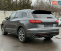 Серый Фольксваген Туарег, объемом двигателя 3 л и пробегом 85 тыс. км за 56500 $, фото 26 на Automoto.ua