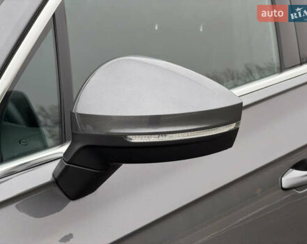 Сірий Фольксваген Туарег, об'ємом двигуна 3 л та пробігом 45 тис. км за 59999 $, фото 34 на Automoto.ua