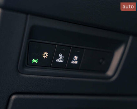 Фольксваген Туарег 2020 в Киеве на Automoto.ua Серый Фольксваген Туарег, объемом двигателя 3 л и пробегом 45 тыс. км за 59900 $, фото 40 на Automoto.ua