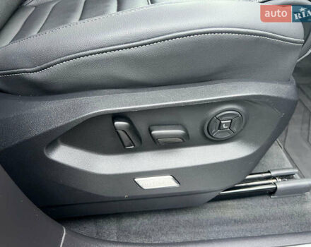 Серый Фольксваген Туарег, объемом двигателя 2.97 л и пробегом 120 тыс. км за 52500 $, фото 21 на Automoto.ua