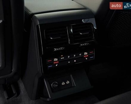 Серый Фольксваген Туарег, объемом двигателя 3 л и пробегом 135 тыс. км за 52999 $, фото 59 на Automoto.ua