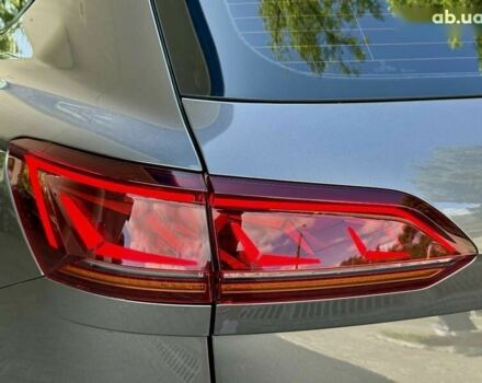 Сірий Фольксваген Туарег, об'ємом двигуна 3 л та пробігом 100 тис. км за 49500 $, фото 16 на Automoto.ua