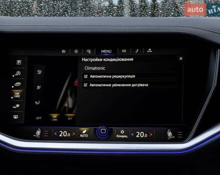 Серый Фольксваген Туарег, объемом двигателя 3 л и пробегом 135 тыс. км за 52999 $, фото 90 на Automoto.ua