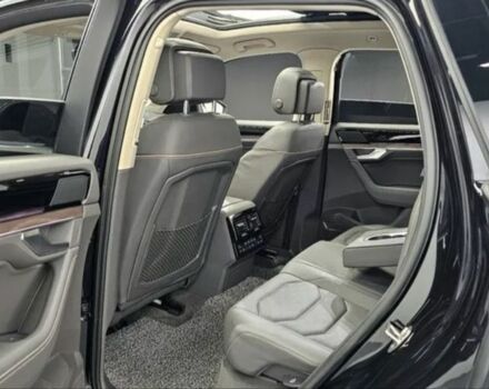 Серый Фольксваген Туарег, объемом двигателя 3 л и пробегом 88 тыс. км за 51200 $, фото 10 на Automoto.ua