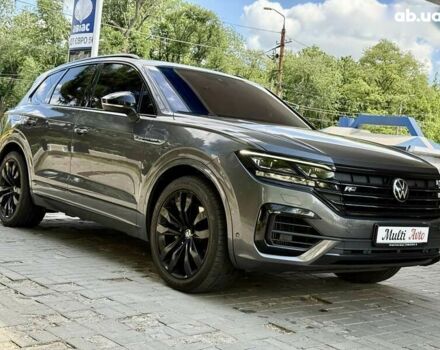 Сірий Фольксваген Туарег, об'ємом двигуна 3 л та пробігом 100 тис. км за 49500 $, фото 8 на Automoto.ua