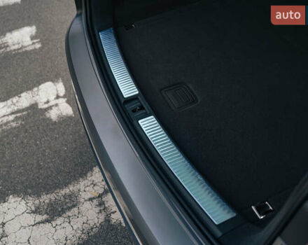 Фольксваген Туарег 2020 в Киеве на Automoto.ua Серый Фольксваген Туарег, объемом двигателя 3 л и пробегом 45 тыс. км за 59900 $, фото 21 на Automoto.ua