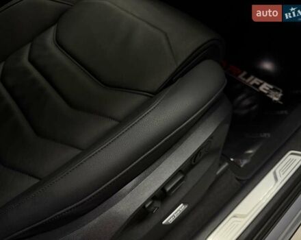 Серый Фольксваген Туарег, объемом двигателя 2.97 л и пробегом 53 тыс. км за 57000 $, фото 53 на Automoto.ua