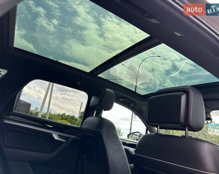 Серый Фольксваген Туарег, объемом двигателя 3 л и пробегом 160 тыс. км за 51500 $, фото 66 на Automoto.ua