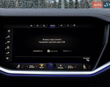 Серый Фольксваген Туарег, объемом двигателя 3 л и пробегом 135 тыс. км за 52999 $, фото 86 на Automoto.ua