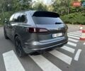 Серый Фольксваген Туарег, объемом двигателя 3.96 л и пробегом 128 тыс. км за 64500 $, фото 5 на Automoto.ua