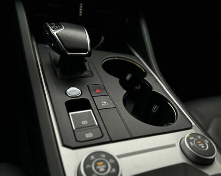 Серый Фольксваген Туарег, объемом двигателя 2.97 л и пробегом 147 тыс. км за 42999 $, фото 19 на Automoto.ua