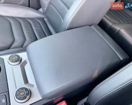 Серый Фольксваген Туарег, объемом двигателя 3 л и пробегом 115 тыс. км за 40500 $, фото 16 на Automoto.ua