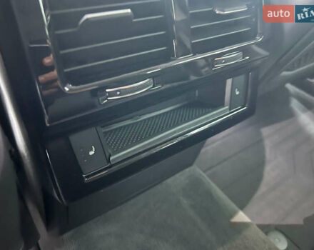 Серый Фольксваген Туарег, объемом двигателя 2.97 л и пробегом 120 тыс. км за 52500 $, фото 25 на Automoto.ua