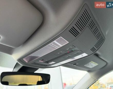 Серый Фольксваген Туарег, объемом двигателя 3 л и пробегом 135 тыс. км за 52999 $, фото 51 на Automoto.ua