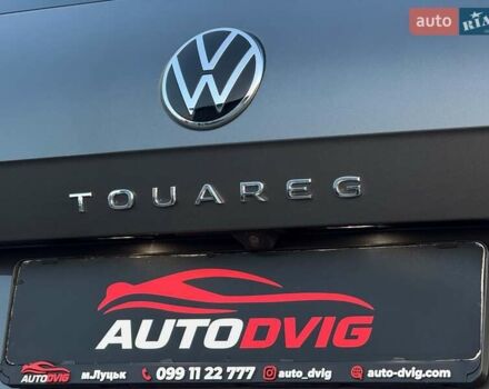 Серый Фольксваген Туарег, объемом двигателя 3 л и пробегом 135 тыс. км за 52999 $, фото 23 на Automoto.ua