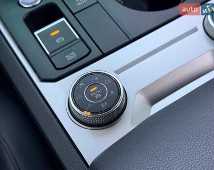 Серый Фольксваген Туарег, объемом двигателя 3 л и пробегом 115 тыс. км за 40500 $, фото 15 на Automoto.ua