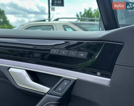 Серый Фольксваген Туарег, объемом двигателя 3 л и пробегом 160 тыс. км за 51500 $, фото 38 на Automoto.ua