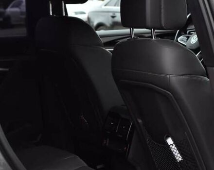 Сірий Фольксваген Туарег, об'ємом двигуна 2.99 л та пробігом 204 тис. км за 41999 $, фото 19 на Automoto.ua