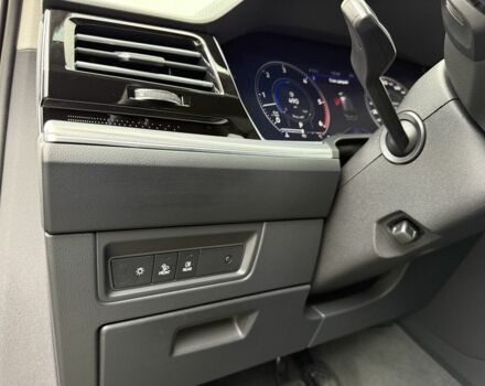 Серый Фольксваген Туарег, объемом двигателя 3 л и пробегом 62 тыс. км за 57950 $, фото 15 на Automoto.ua