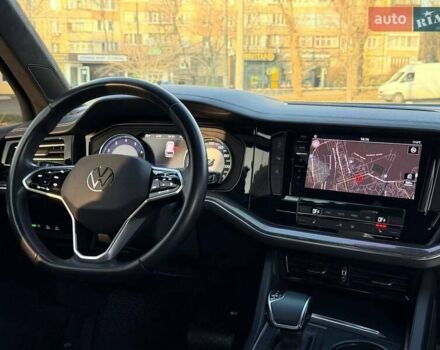 Серый Фольксваген Туарег, объемом двигателя 3 л и пробегом 115 тыс. км за 40500 $, фото 13 на Automoto.ua