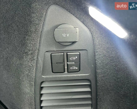 Серый Фольксваген Туарег, объемом двигателя 2.97 л и пробегом 120 тыс. км за 52500 $, фото 14 на Automoto.ua