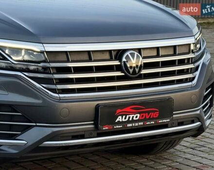 Серый Фольксваген Туарег, объемом двигателя 3 л и пробегом 135 тыс. км за 52999 $, фото 15 на Automoto.ua