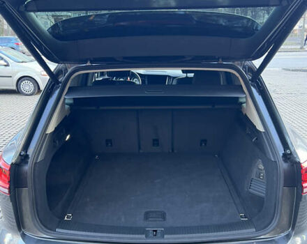 Серый Фольксваген Туарег, объемом двигателя 2.99 л и пробегом 88 тыс. км за 46800 $, фото 16 на Automoto.ua