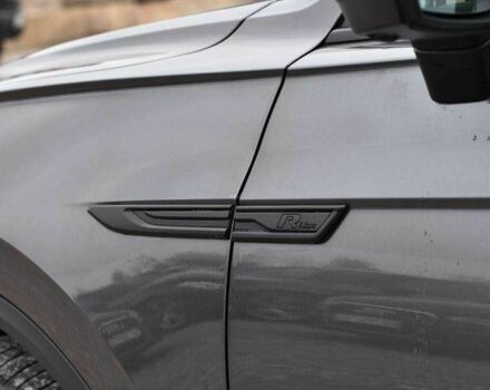 Сірий Фольксваген Туарег, об'ємом двигуна 3 л та пробігом 204 тис. км за 41999 $, фото 5 на Automoto.ua