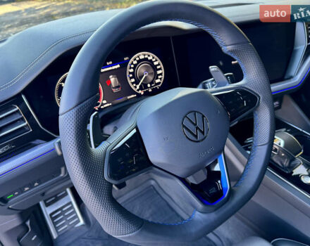 Фольксваген Туарег 2020 у Кривому Розі на Automoto.ua Сірий Фольксваген Туарег, об'ємом двигуна 3.96 л та пробігом 111 тис. км за 72000 $, фото 16 на Automoto.ua