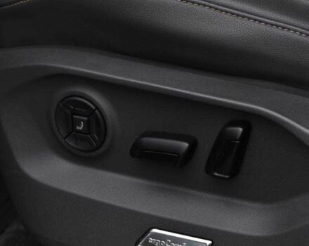 Сірий Фольксваген Туарег, об'ємом двигуна 3 л та пробігом 204 тис. км за 41999 $, фото 14 на Automoto.ua