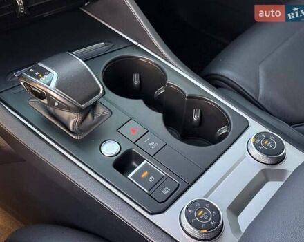 Серый Фольксваген Туарег, объемом двигателя 3 л и пробегом 115 тыс. км за 40500 $, фото 10 на Automoto.ua