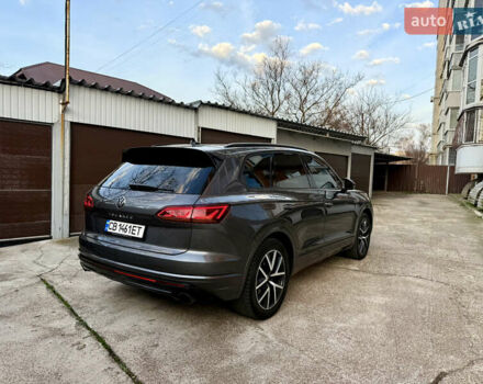 Серый Фольксваген Туарег, объемом двигателя 2.97 л и пробегом 125 тыс. км за 46800 $, фото 17 на Automoto.ua