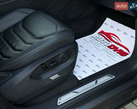 Серый Фольксваген Туарег, объемом двигателя 3 л и пробегом 135 тыс. км за 52999 $, фото 78 на Automoto.ua