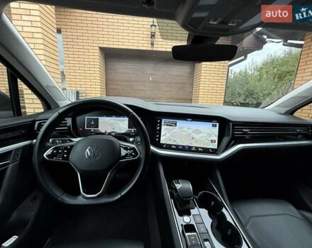 Сірий Фольксваген Туарег, об'ємом двигуна 2.97 л та пробігом 62 тис. км за 59000 $, фото 14 на Automoto.ua