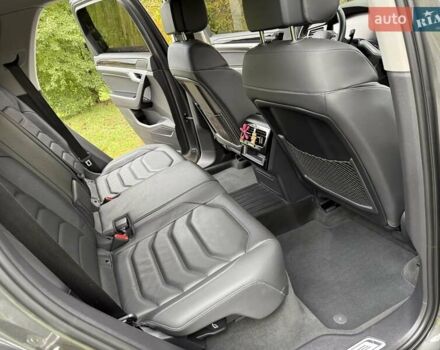 Сірий Фольксваген Туарег, об'ємом двигуна 2.97 л та пробігом 62 тис. км за 59000 $, фото 18 на Automoto.ua