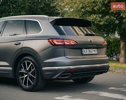 Фольксваген Туарег 2020 в Киеве на Automoto.ua Серый Фольксваген Туарег, объемом двигателя 3 л и пробегом 45 тыс. км за 59900 $, фото 16 на Automoto.ua