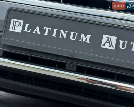 Серый Фольксваген Туарег, объемом двигателя 3 л и пробегом 160 тыс. км за 51500 $, фото 29 на Automoto.ua