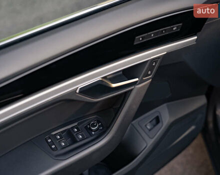 Фольксваген Туарег 2020 в Киеве на Automoto.ua Серый Фольксваген Туарег, объемом двигателя 3 л и пробегом 45 тыс. км за 59900 $, фото 41 на Automoto.ua