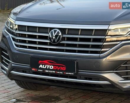 Серый Фольксваген Туарег, объемом двигателя 3 л и пробегом 135 тыс. км за 52999 $, фото 17 на Automoto.ua