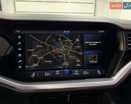 Серый Фольксваген Туарег, объемом двигателя 2.97 л и пробегом 53 тыс. км за 57000 $, фото 31 на Automoto.ua