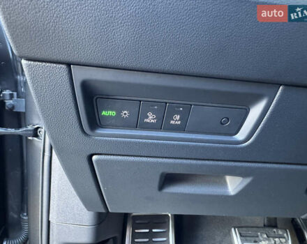 Фольксваген Туарег 2020 у Кривому Розі на Automoto.ua Сірий Фольксваген Туарег, об'ємом двигуна 3.96 л та пробігом 111 тис. км за 72000 $, фото 33 на Automoto.ua