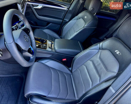 Фольксваген Туарег 2020 у Кривому Розі на Automoto.ua Сірий Фольксваген Туарег, об'ємом двигуна 3.96 л та пробігом 111 тис. км за 72000 $, фото 15 на Automoto.ua