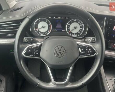 Сірий Фольксваген Туарег, об'ємом двигуна 3 л та пробігом 88 тис. км за 39726 $, фото 8 на Automoto.ua