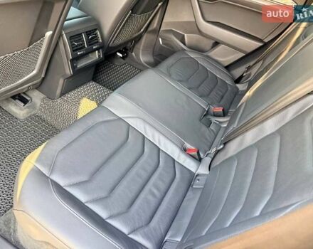 Серый Фольксваген Туарег, объемом двигателя 3 л и пробегом 115 тыс. км за 40500 $, фото 9 на Automoto.ua